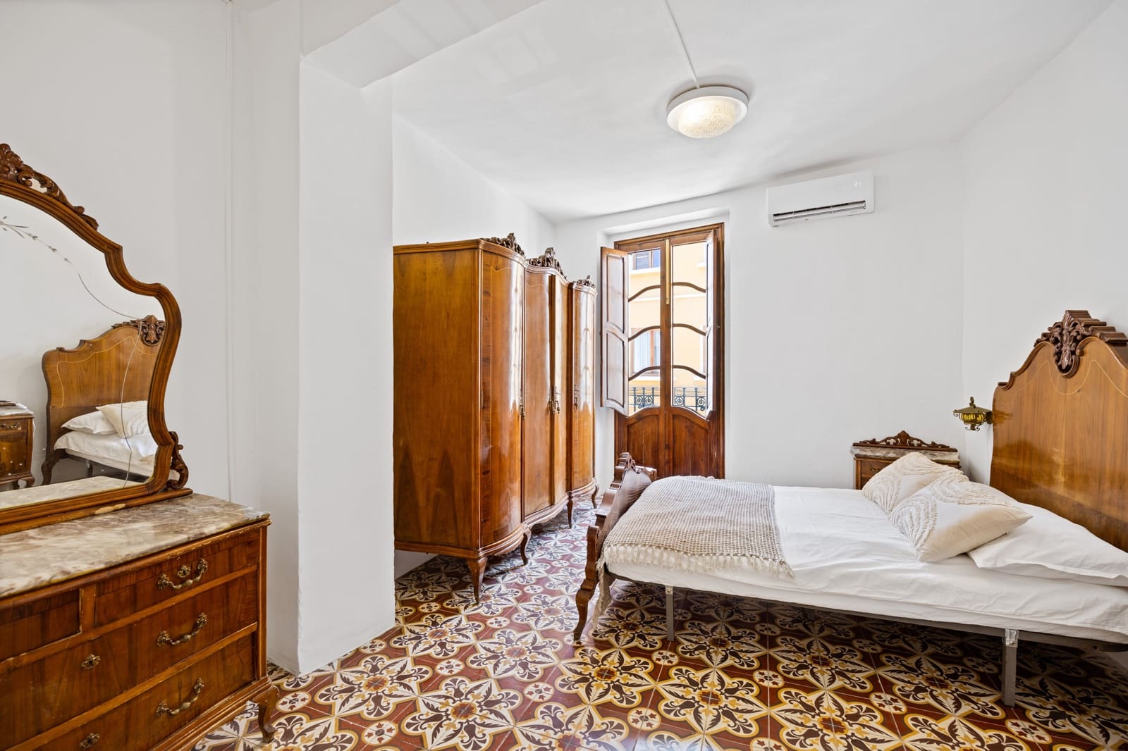 3 chambre Maison de Ville à vendre à Oliva - 299 000 € (Ref: 10045309)