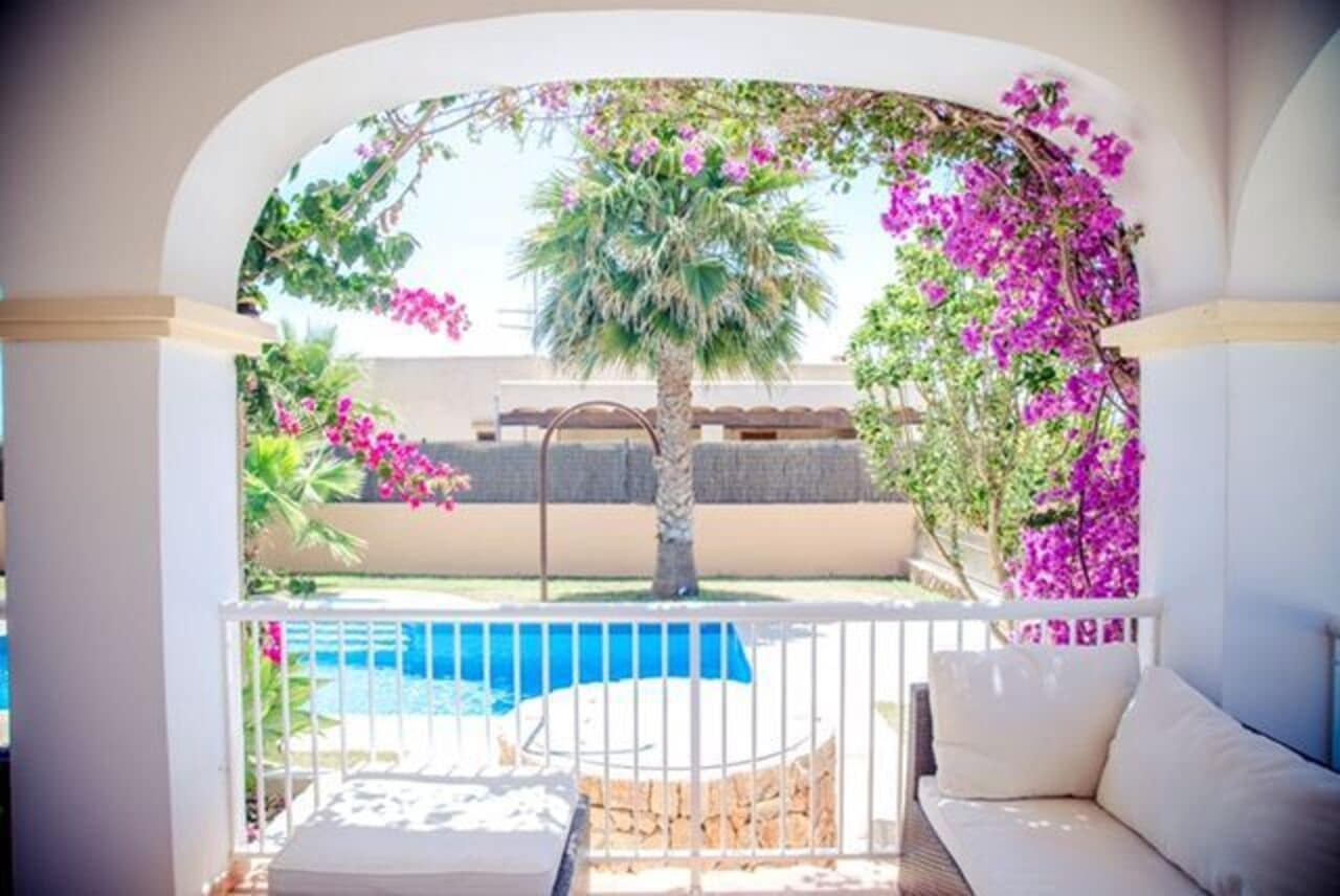 3 bedroom Apartment for sale in Ibiza / Eivissa town with pool - € 1,800,000 (Ref: 10046616)