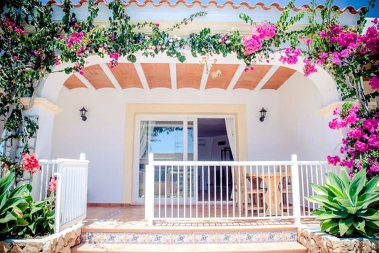 3 bedroom Apartment for sale in Ibiza / Eivissa town with pool - € 1,800,000 (Ref: 10046616)