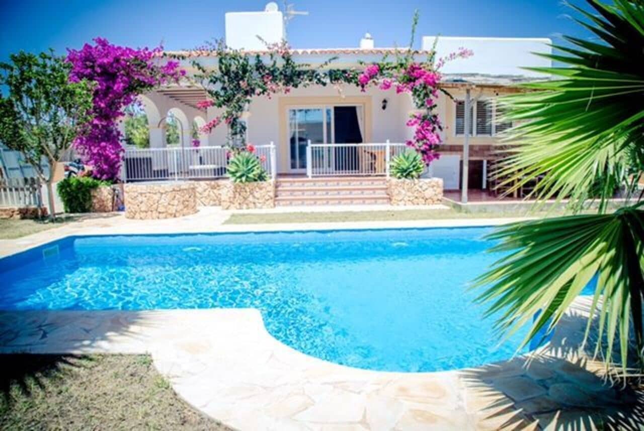 3 bedroom Apartment for sale in Ibiza / Eivissa town with pool - € 1,800,000 (Ref: 10046616)