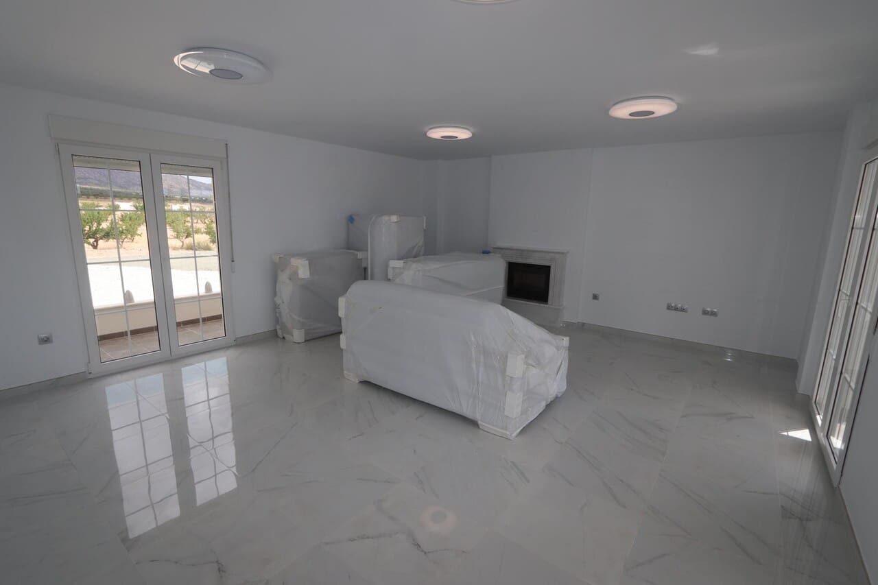 4 camera da letto Villa in vendita in Pinoso con piscina garage - 423.000 € (Rif: 10046625)