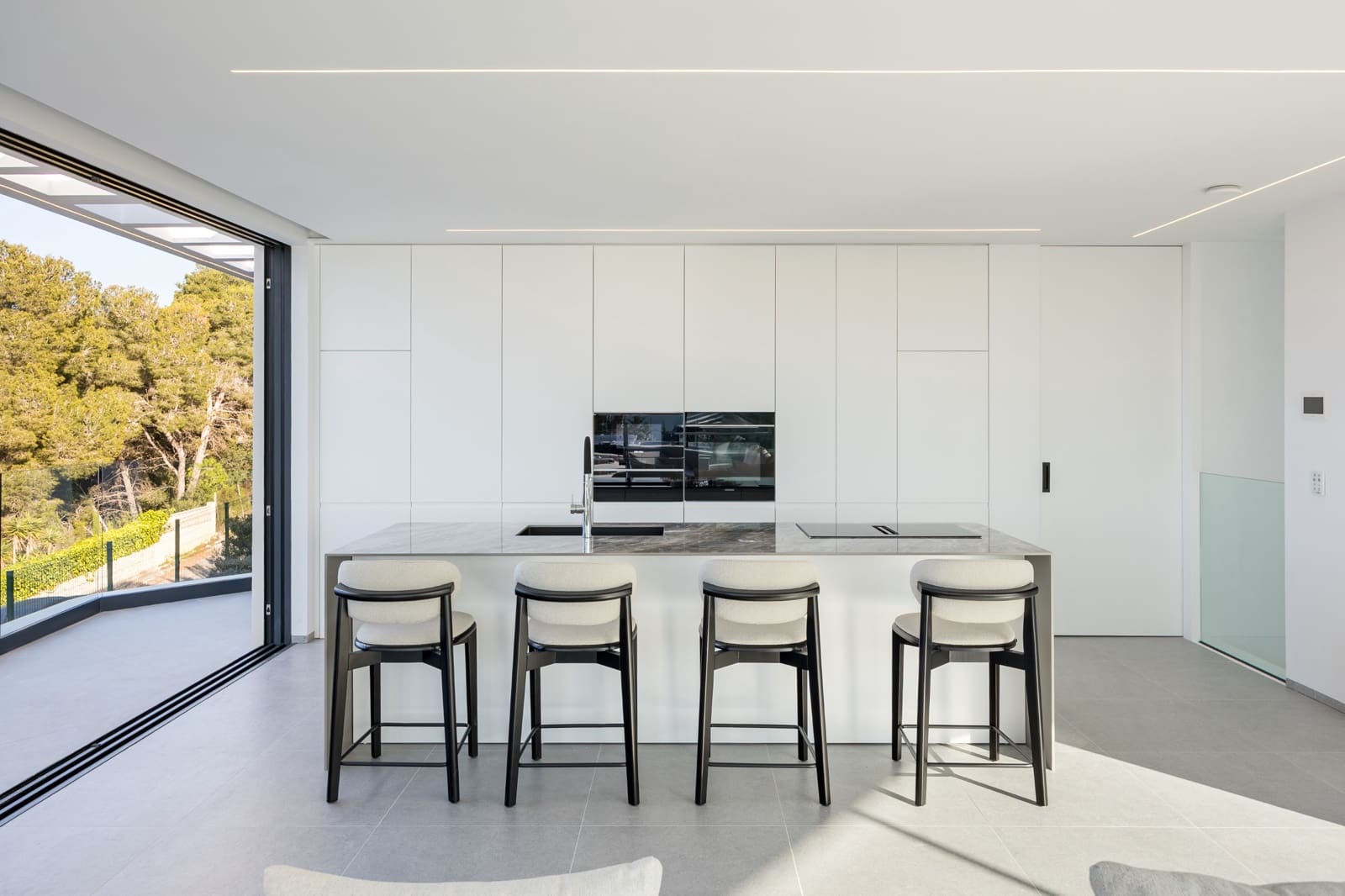 4 sypialnia Willa na sprzedaż w Javea / Xabia z basenem - 3 995 000 € (Ref: 10046637)