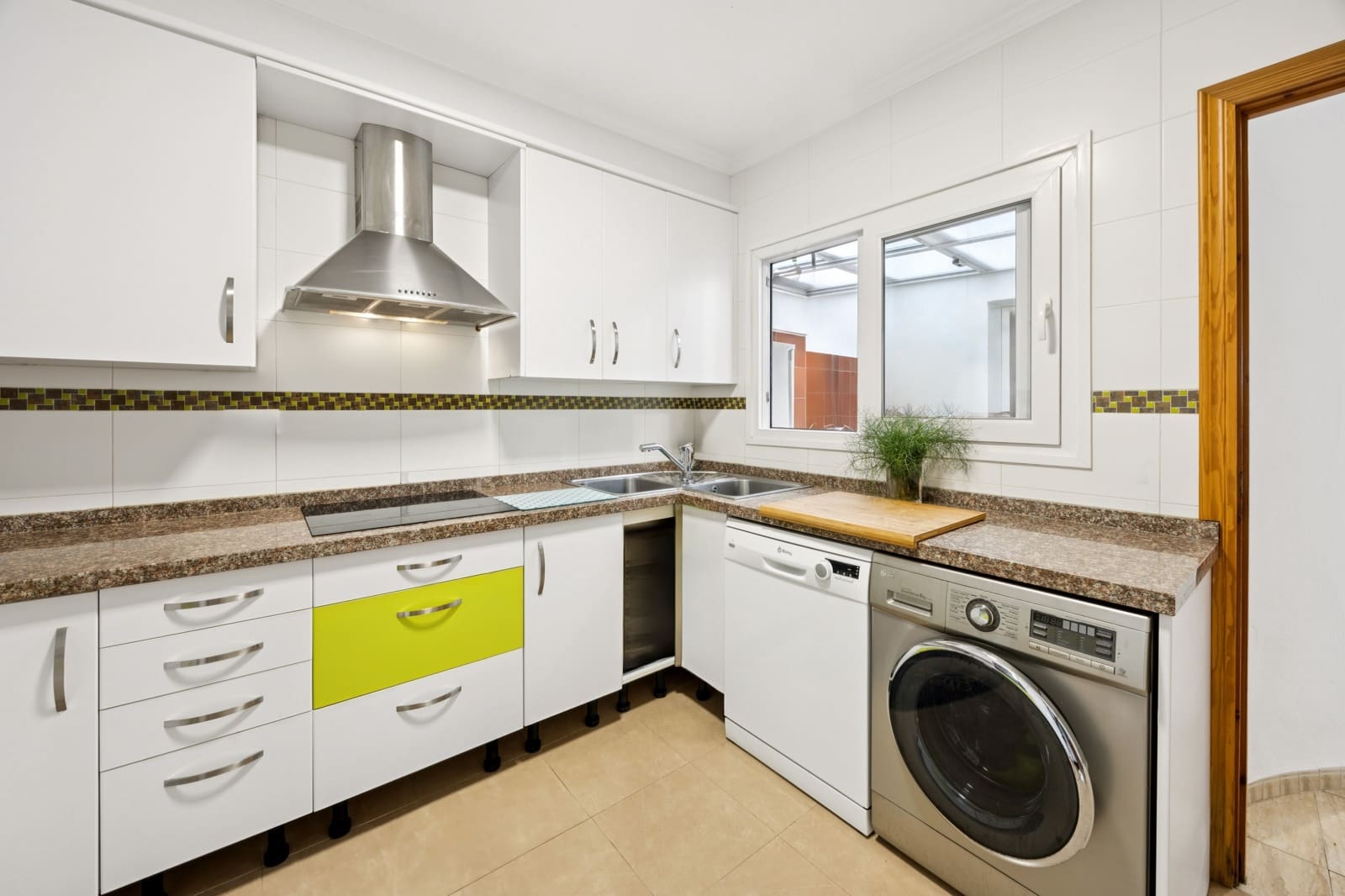 4 soveværelse Byhus til salg i Denia - € 520.000 (Ref: 10046641)