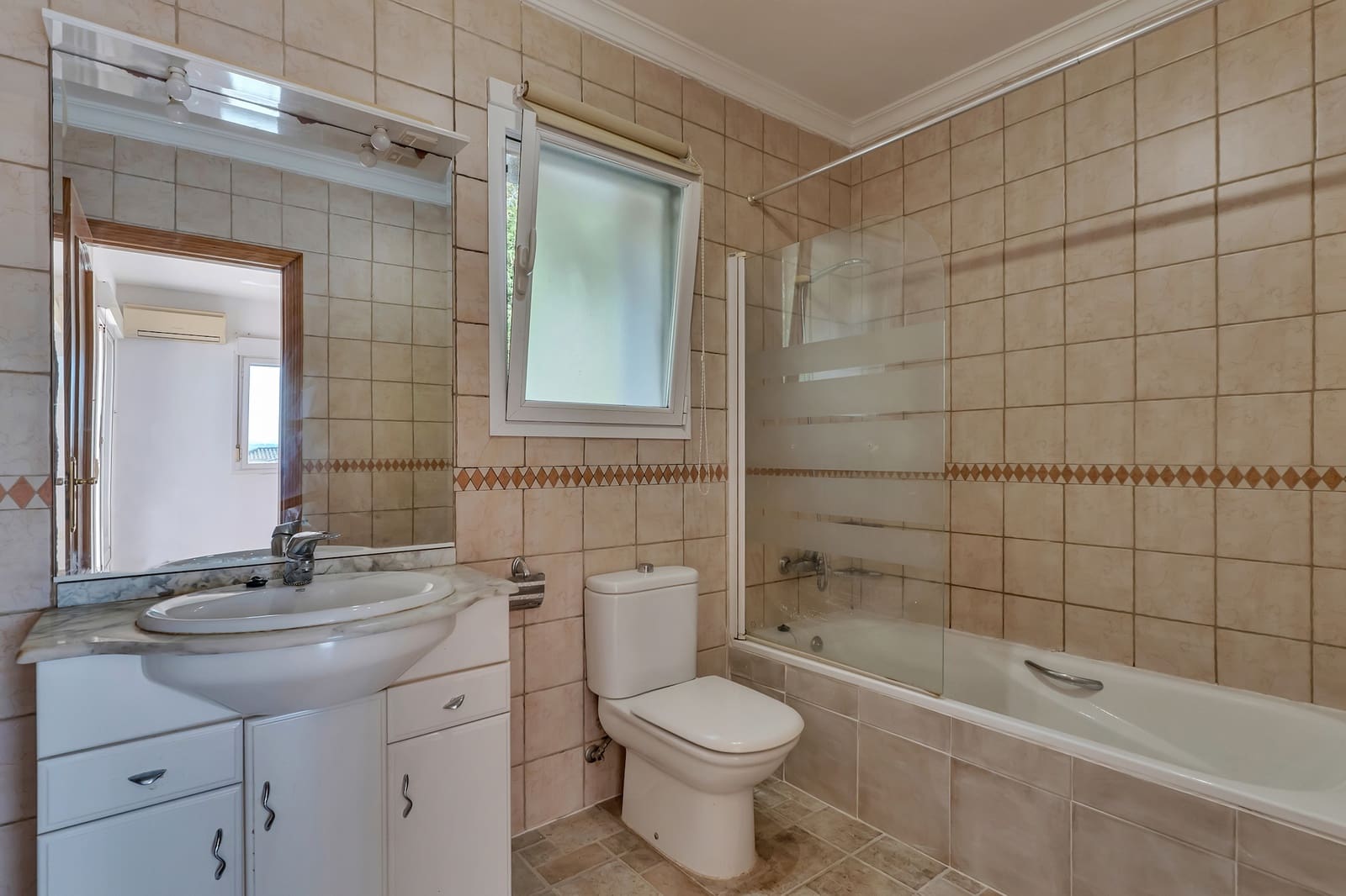 3 bedroom Villa for sale in Beniarbeig with pool garage - € 375,000 (Ref: 10048662)