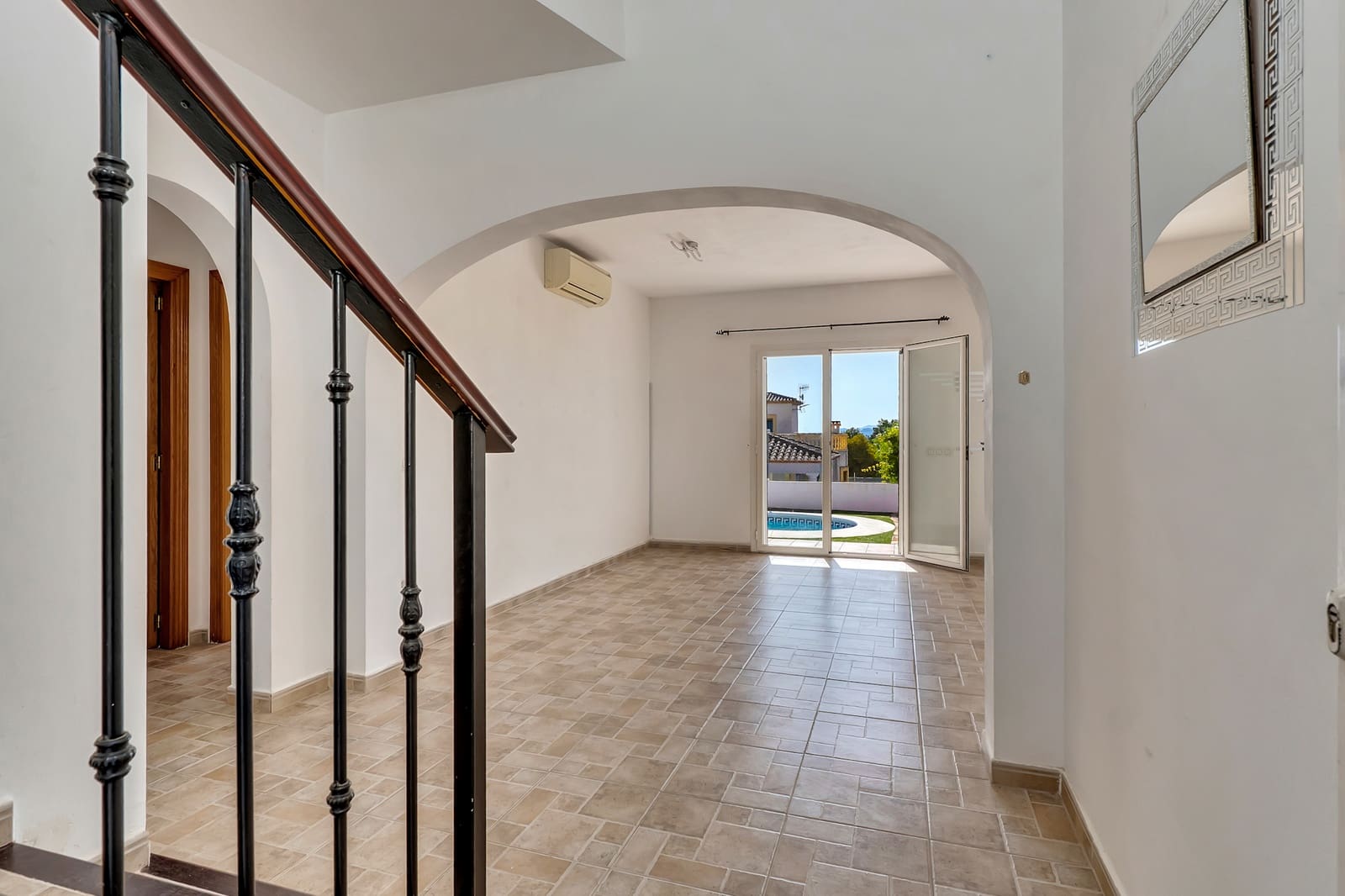3 bedroom Villa for sale in Beniarbeig with pool garage - € 375,000 (Ref: 10048662)