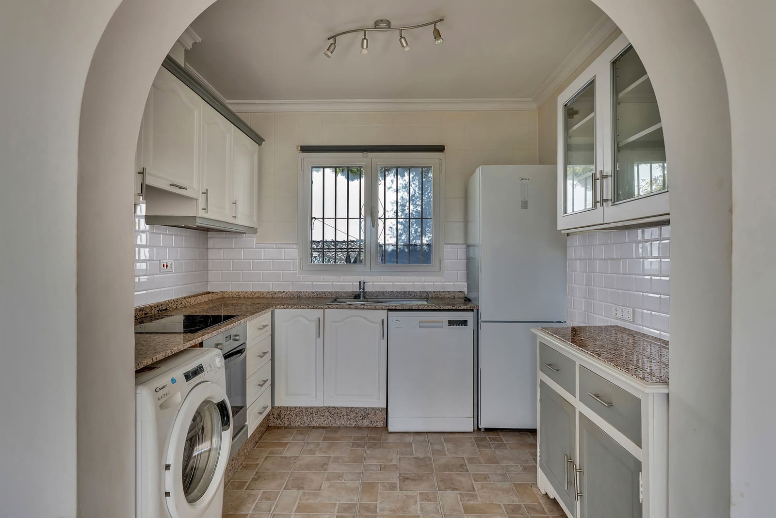 3 bedroom Villa for sale in Beniarbeig with pool garage - € 375,000 (Ref: 10048662)