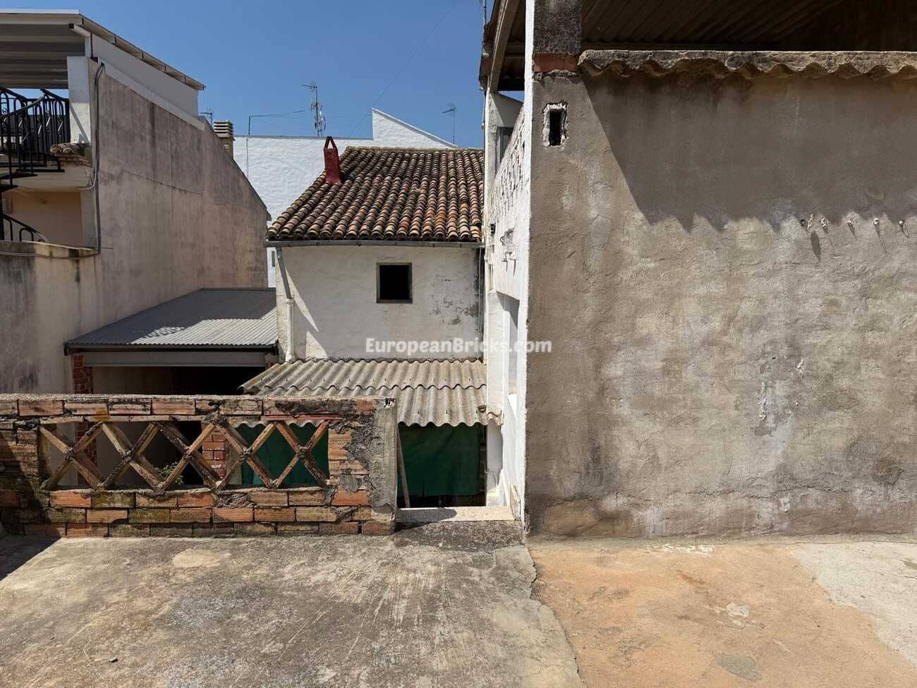 4 chambre Maison de Ville à vendre à Anna - 95 000 € (Ref: 10049441)