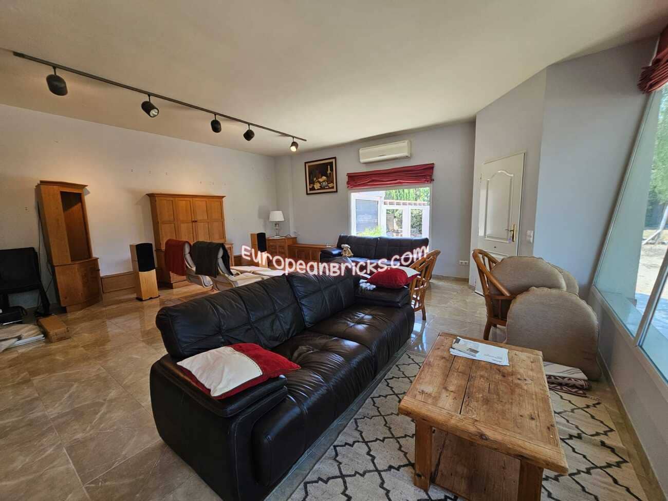 Finca/Casa Rural de 7 habitaciones en Ontinyent en venta con piscina - 495.000 € (Ref: 10049442)