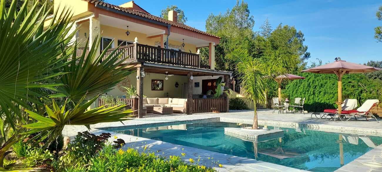 4 makuuhuone Maalaistalo myytävänä paikassa Xativa mukana uima-altaan - 365 000 € (Ref: 10049443)