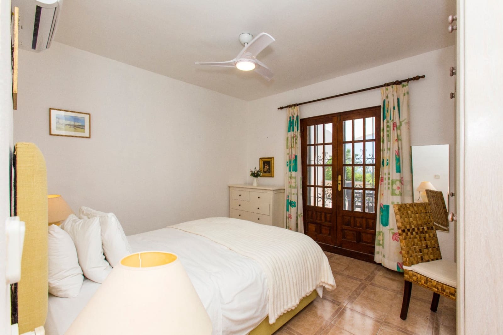 Chalet de 4 habitaciones en Benissa en venta con piscina garaje - 695.000 € (Ref: 10049453)