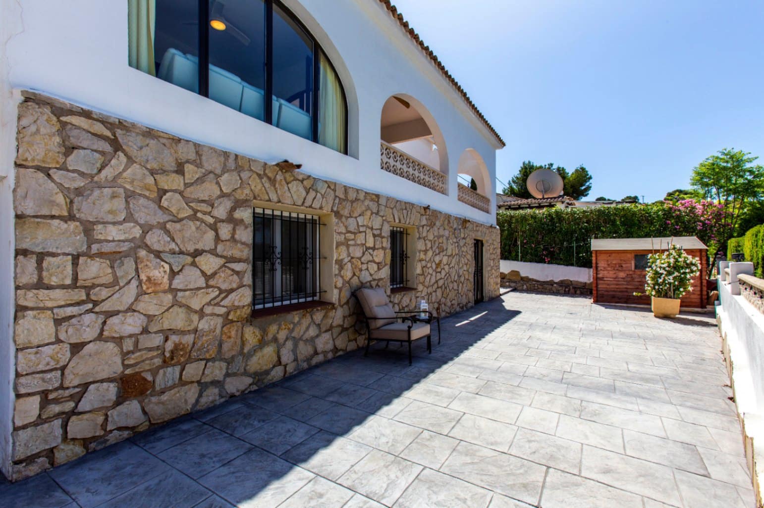 Chalet de 4 habitaciones en Benissa en venta con piscina garaje - 695.000 € (Ref: 10049453)