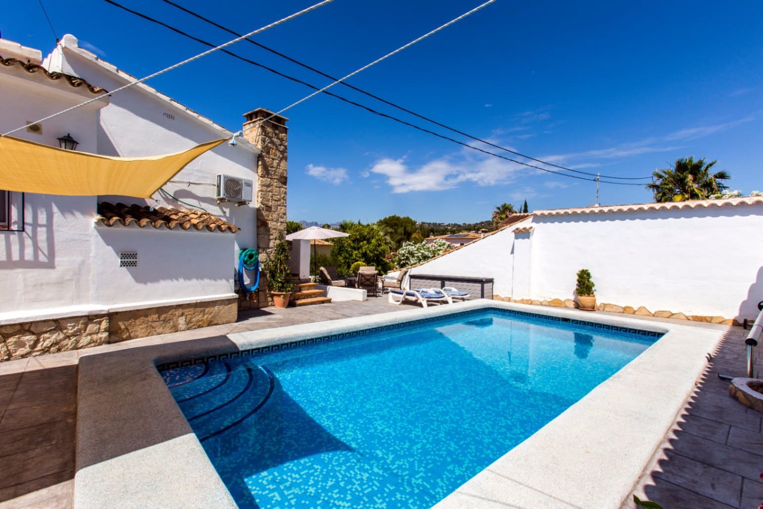 Chalet de 4 habitaciones en Benissa en venta con piscina garaje - 695.000 € (Ref: 10049453)