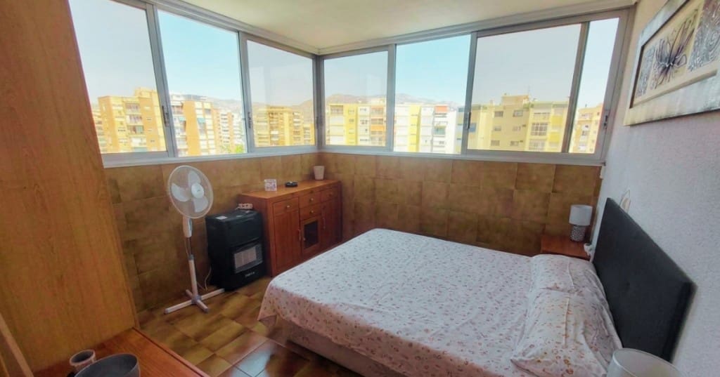 4 soveværelse Lejlighed til salg i Benidorm med swimmingpool - € 349.000 (Ref: 10049454)