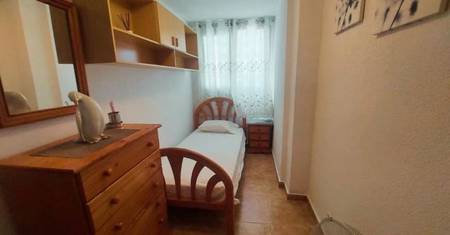 4 soveværelse Lejlighed til salg i Benidorm med swimmingpool - € 349.000 (Ref: 10049454)