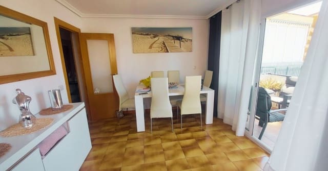 4 soveværelse Lejlighed til salg i Benidorm med swimmingpool - € 349.000 (Ref: 10049454)