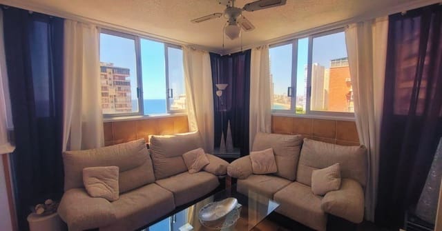 4 soveværelse Lejlighed til salg i Benidorm med swimmingpool - € 349.000 (Ref: 10049454)
