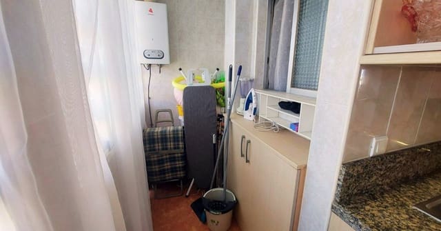 4 soveværelse Lejlighed til salg i Benidorm med swimmingpool - € 349.000 (Ref: 10049454)