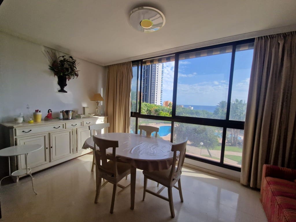 1 slaapkamer Appartement te koop in Benidorm met zwembad - € 309.000 (Ref: 10049455)