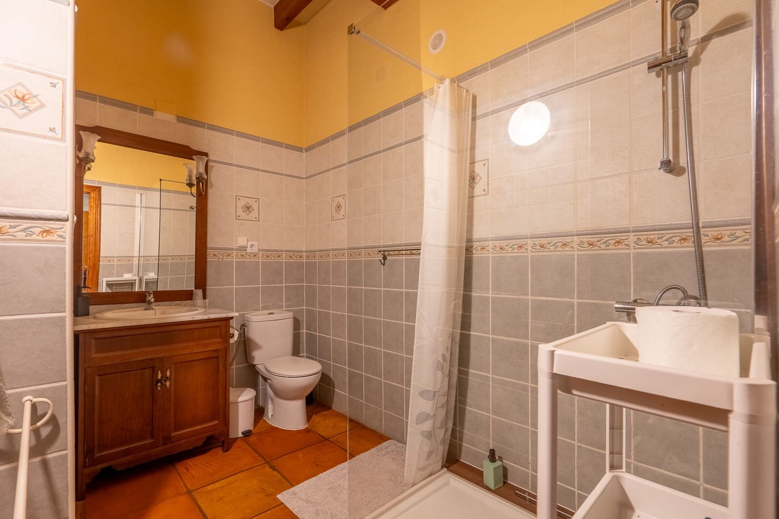 6 soveværelse Erhverv til salg i Sagra - € 569.000 (Ref: 10049457)