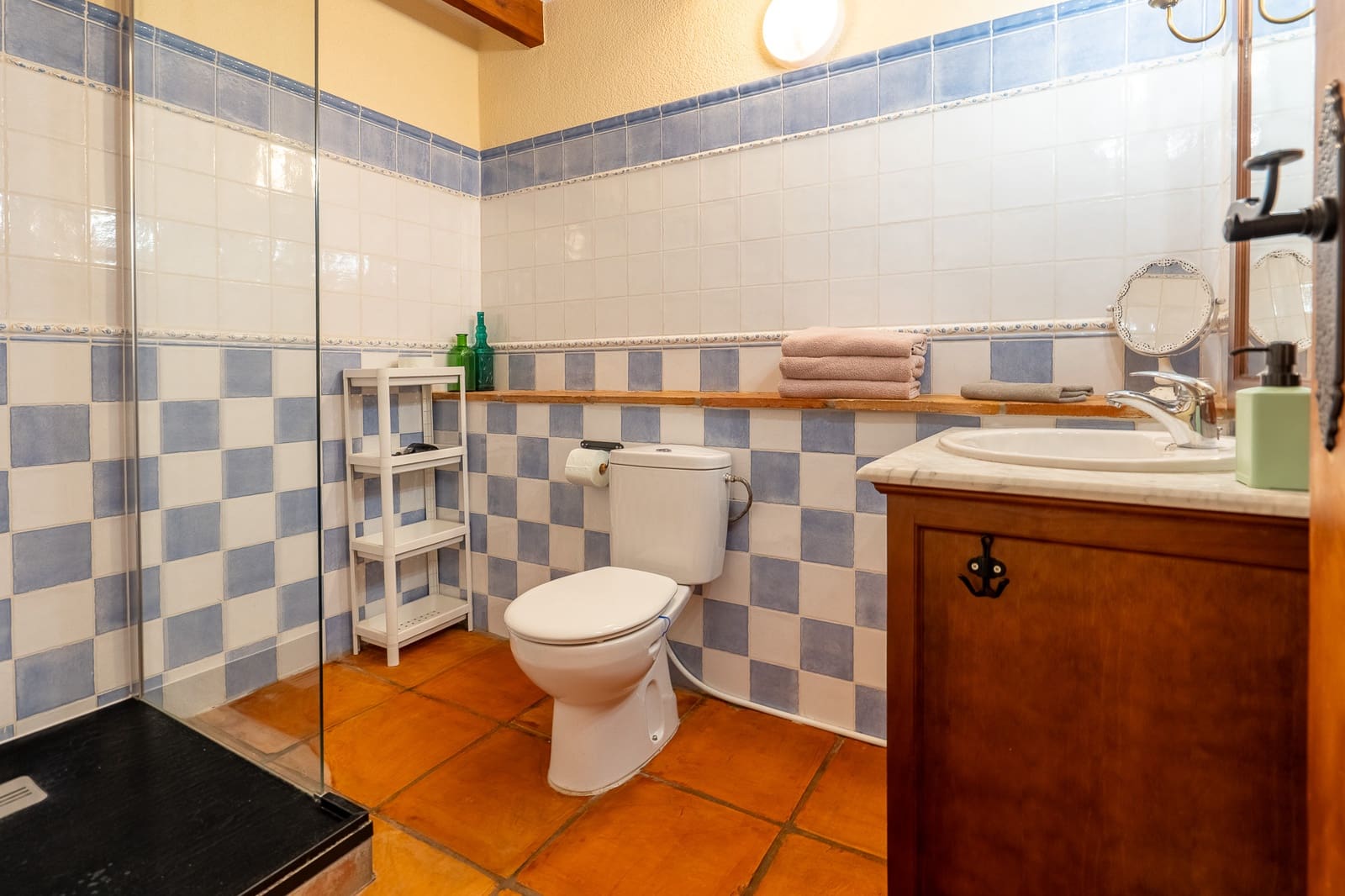 6 soveværelse Erhverv til salg i Sagra - € 569.000 (Ref: 10049457)