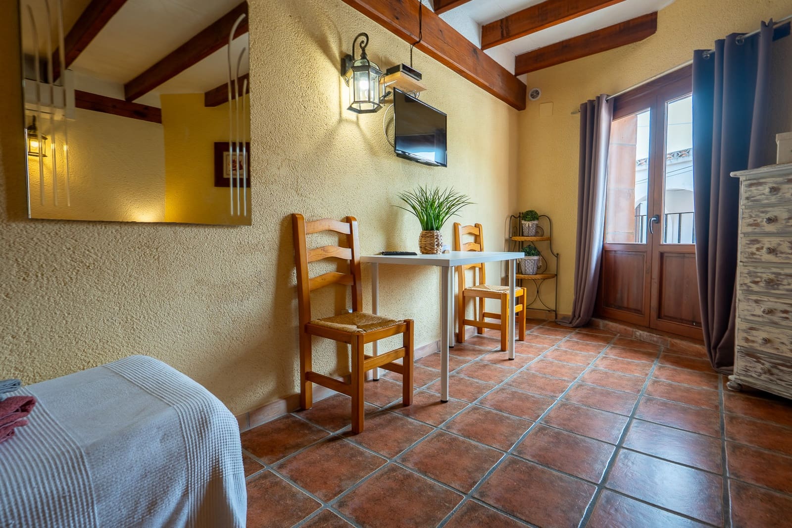 6 soveværelse Erhverv til salg i Sagra - € 569.000 (Ref: 10049457)