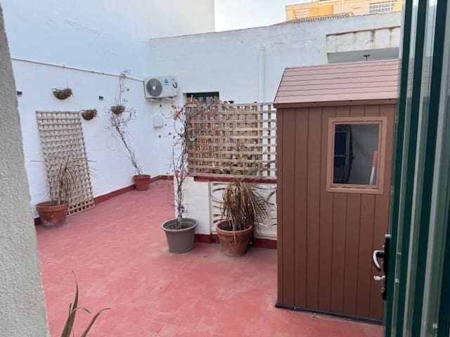 Casa de 4 habitaciones en Daimús en venta - 365.000 € (Ref: 10049469)