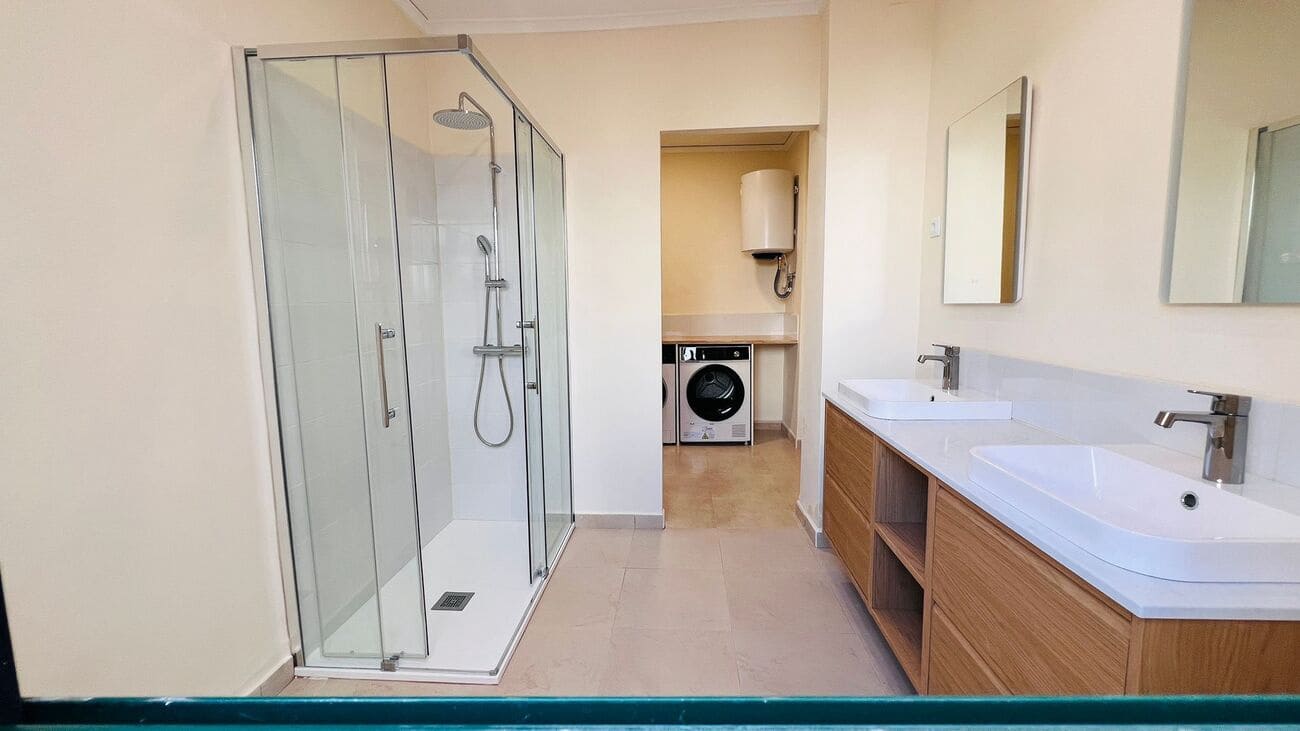 Casa de 4 habitaciones en Daimús en venta - 365.000 € (Ref: 10049469)