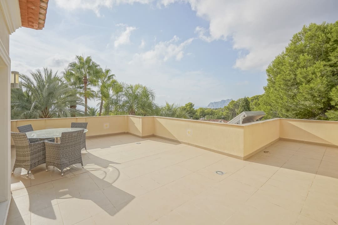 Chalet de 4 habitaciones en Benissa en venta con piscina - 1.350.000 € (Ref: 10049490)