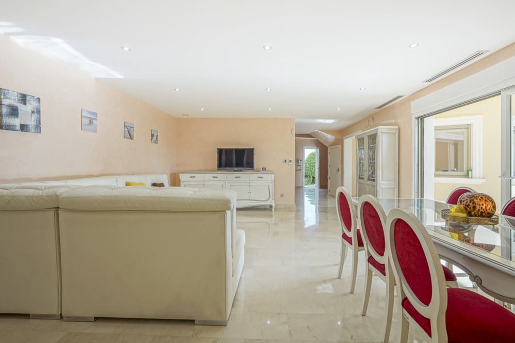 Chalet de 4 habitaciones en Benissa en venta con piscina - 1.350.000 € (Ref: 10049490)