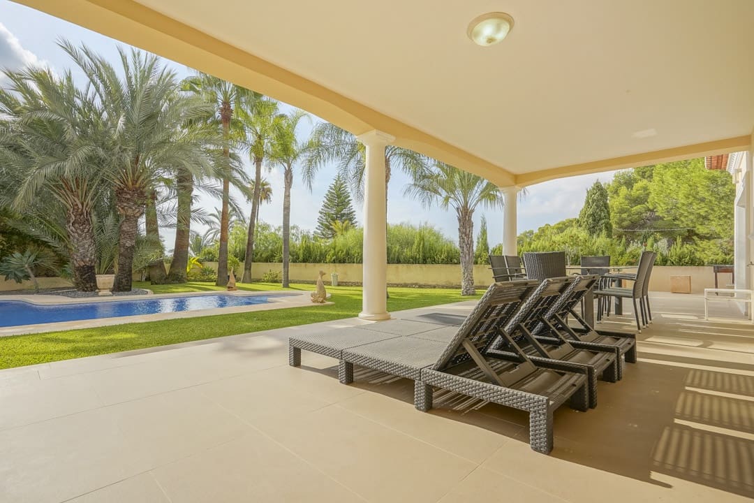 Chalet de 4 habitaciones en Benissa en venta con piscina - 1.350.000 € (Ref: 10049490)
