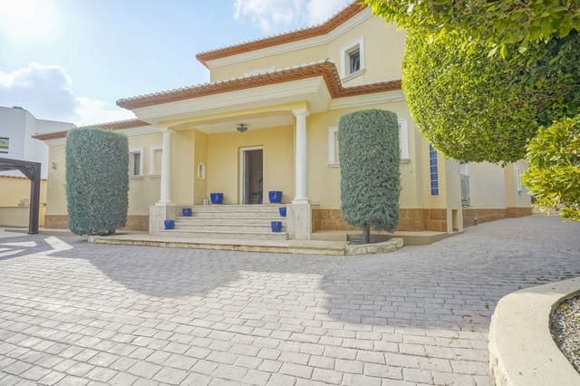 Chalet de 4 habitaciones en Benissa en venta con piscina - 1.350.000 € (Ref: 10049490)