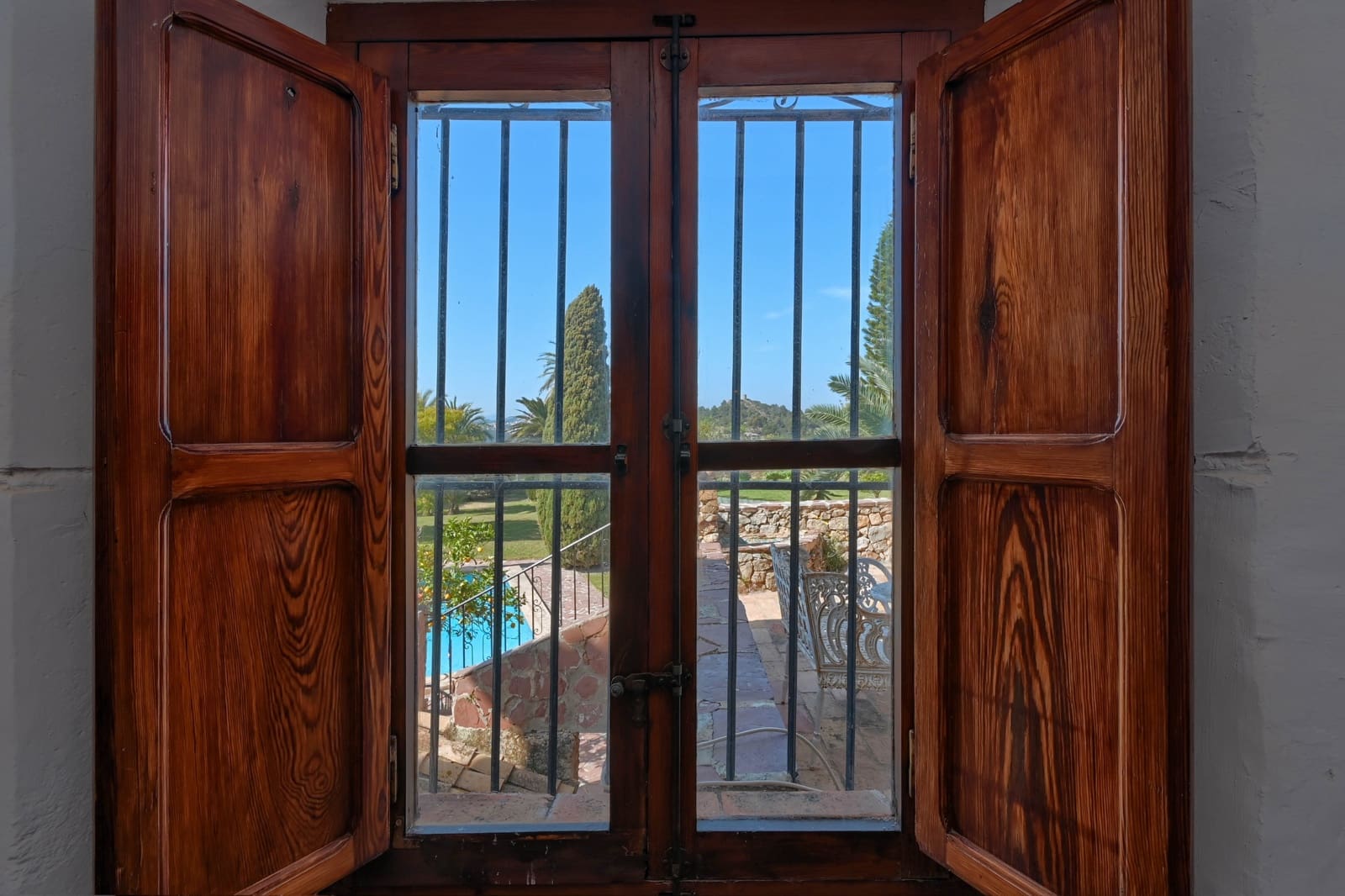 5 bedroom Hotel for sale in Denia with garage - € 2,300,000 (Ref: 10049493)