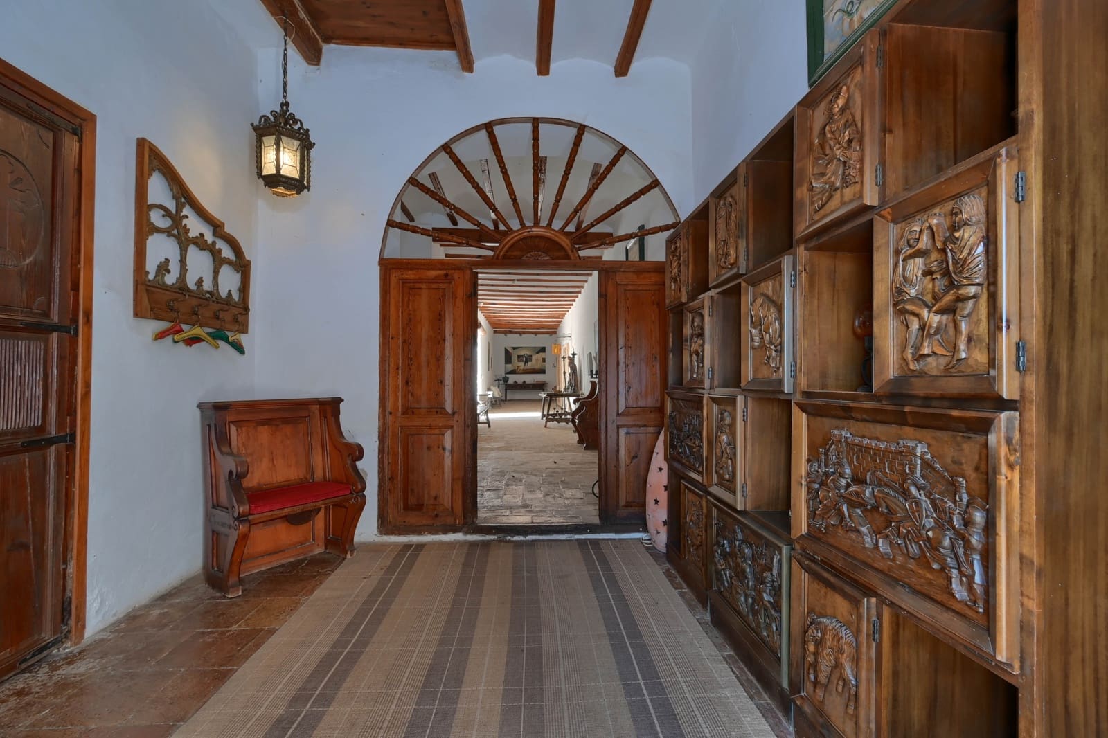 5 bedroom Hotel for sale in Denia with garage - € 2,300,000 (Ref: 10049493)