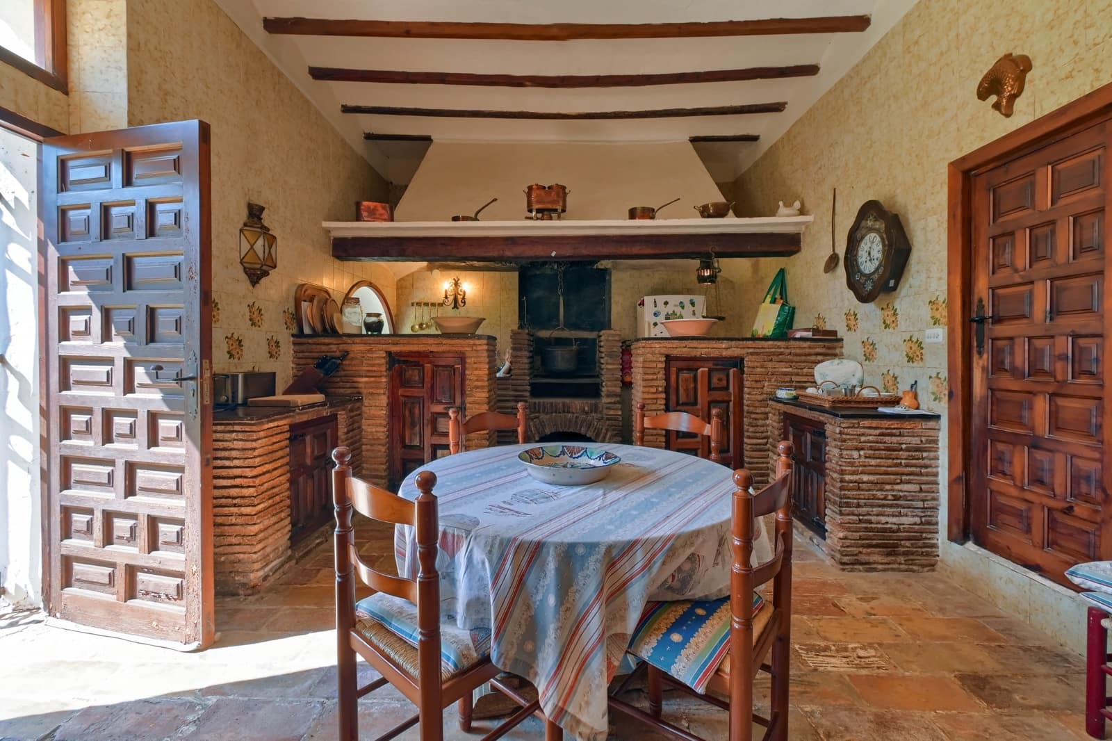 5 bedroom Hotel for sale in Denia with garage - € 2,300,000 (Ref: 10049493)