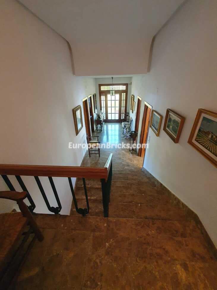 7 soverom Villa til salgs i Canals - € 399 000 (Ref: 10049620)