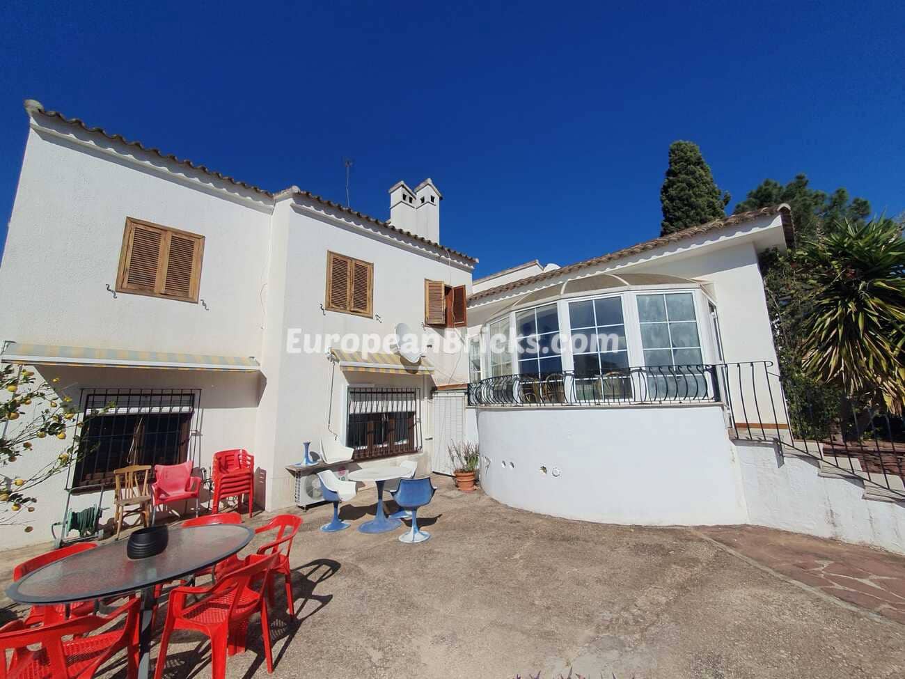 7 soverom Villa til salgs i Canals - € 399 000 (Ref: 10049620)