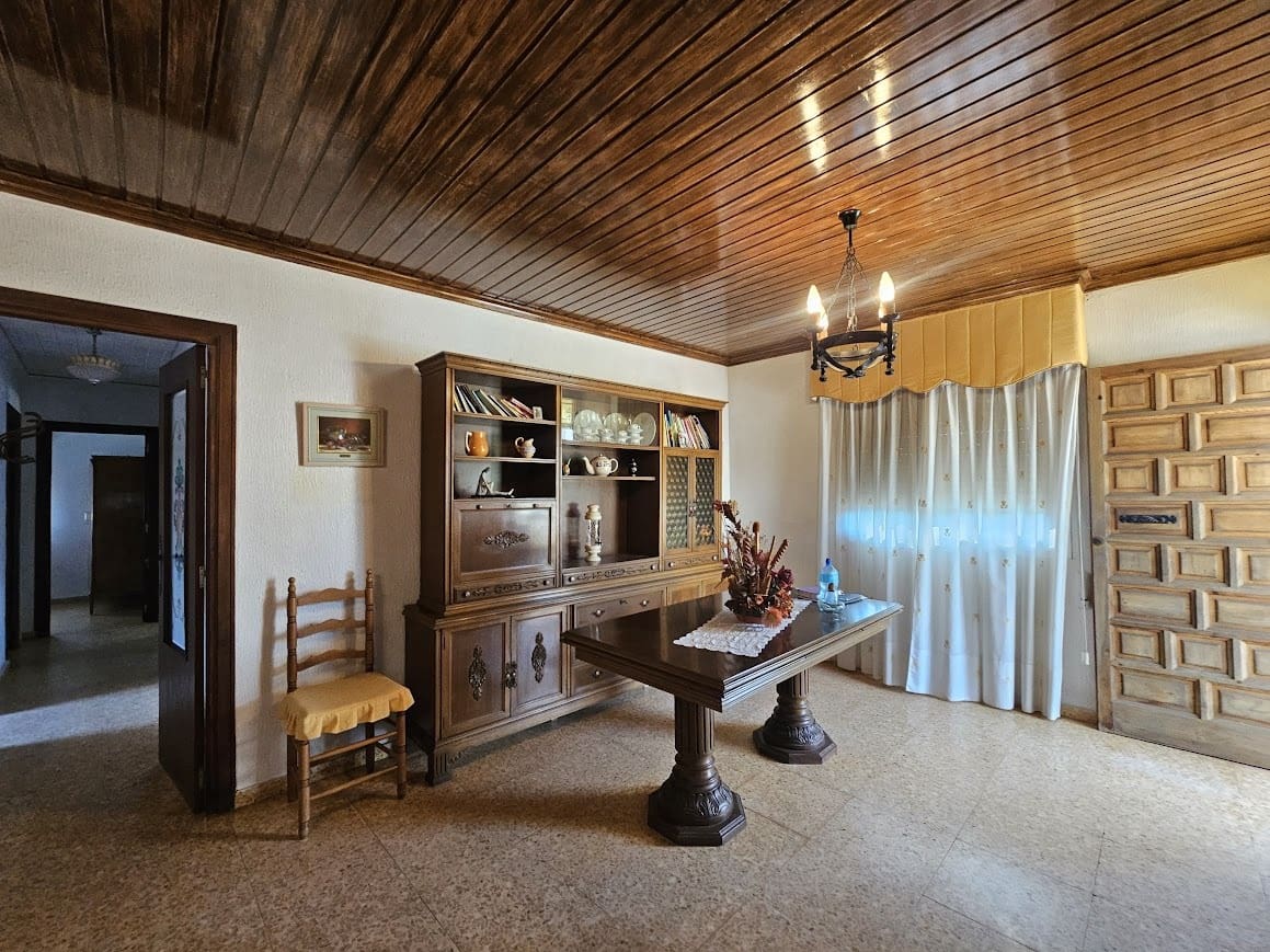 3 soverom Finca/Herregård til salgs i Canals med svømmebasseng - € 249 000 (Ref: 10049625)