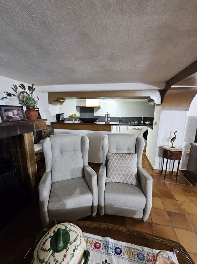 8 soverom Finca/Herregård til salgs i Canals med svømmebasseng garasje - € 395 000 (Ref: 10049626)