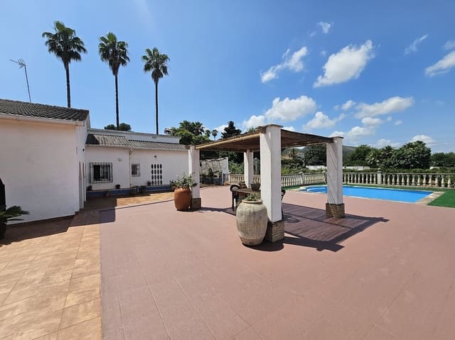 8 soverom Finca/Herregård til salgs i Canals med svømmebasseng garasje - € 395 000 (Ref: 10049626)