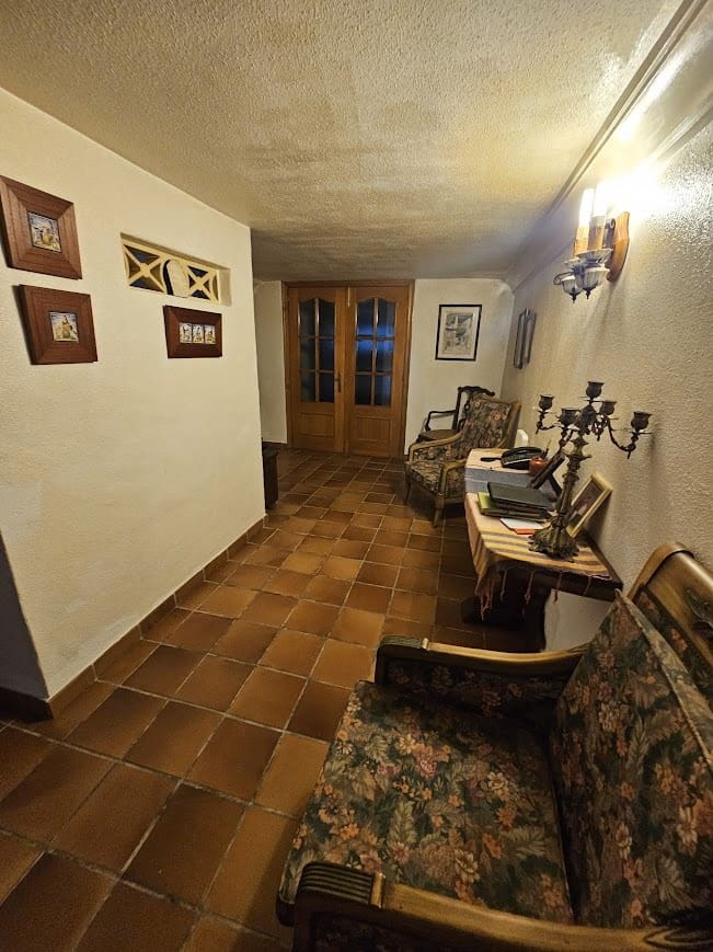 8 soverom Finca/Herregård til salgs i Canals med svømmebasseng garasje - € 395 000 (Ref: 10049626)