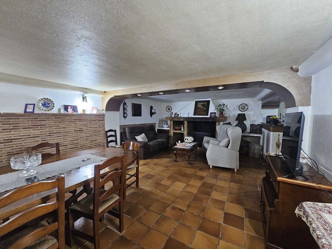 8 soverom Finca/Herregård til salgs i Canals med svømmebasseng garasje - € 395 000 (Ref: 10049626)