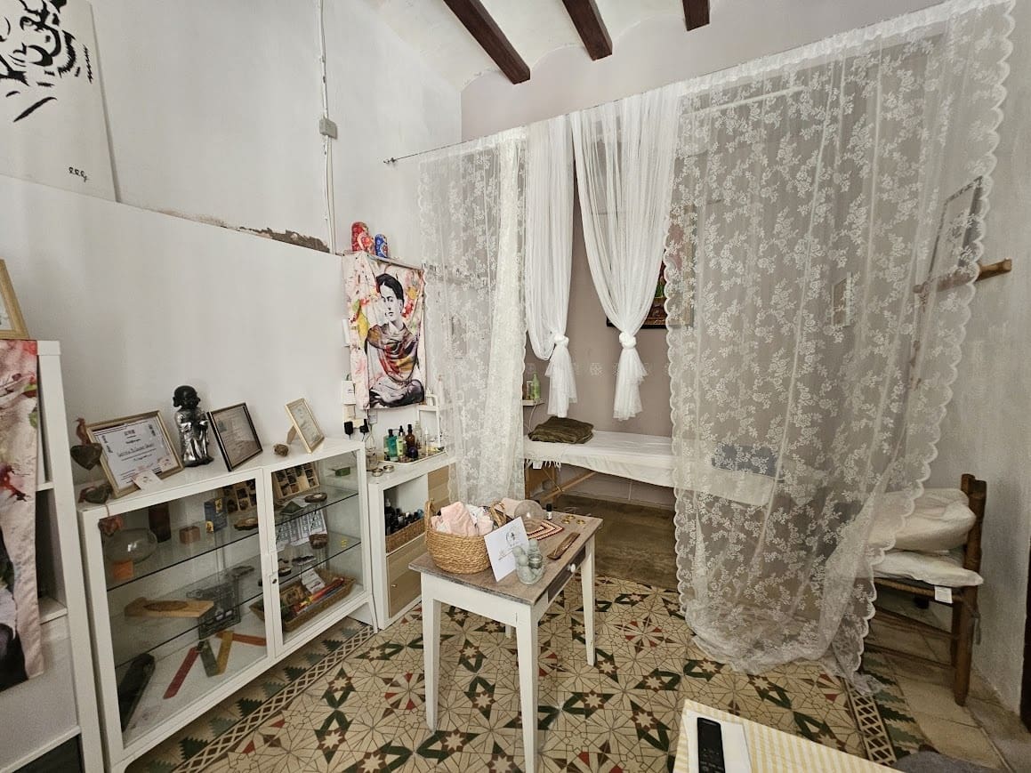 9 slaapkamer Villa te koop in Carcaixent - € 375.000 (Ref: 10049628)