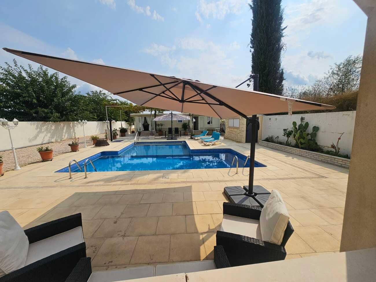4 sypialnia Finka/Dom wiejski na sprzedaż w Beniganim z basenem - 299 000 € (Ref: 10049630)