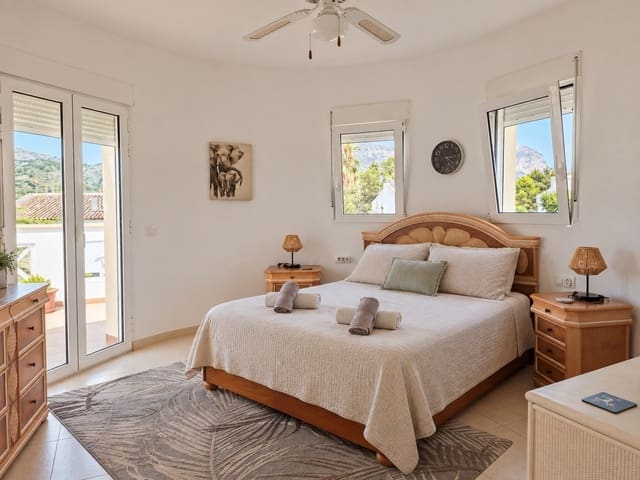 3 soverom Villa til salgs i La Sella med svømmebasseng garasje - € 499 000 (Ref: 10085375)