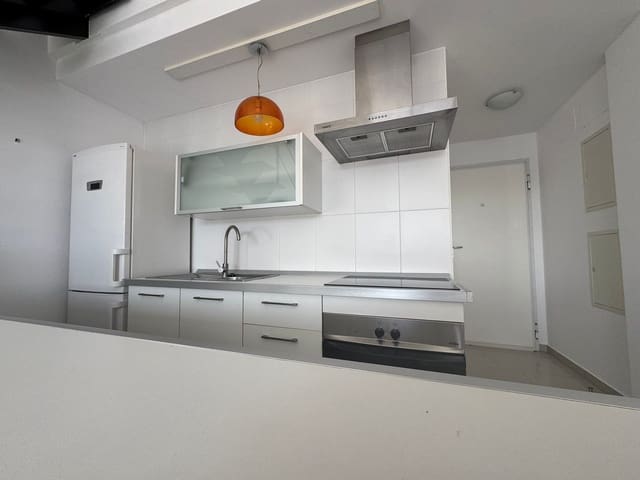 Appartement de 1 chambre à louer à Beniarbeig avec garage - 700 € (Ref: 10118175)