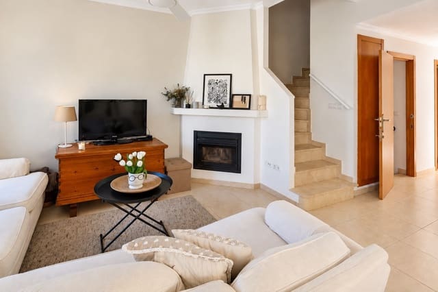 Casa de 3 habitaciones en La Sella en venta con piscina garaje - 355.000 € (Ref: 10141566)