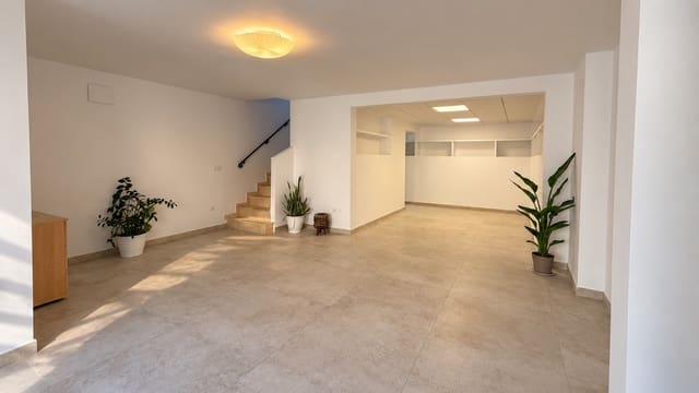 Casa de 3 habitaciones en La Sella en venta con piscina garaje - 355.000 € (Ref: 10141566)