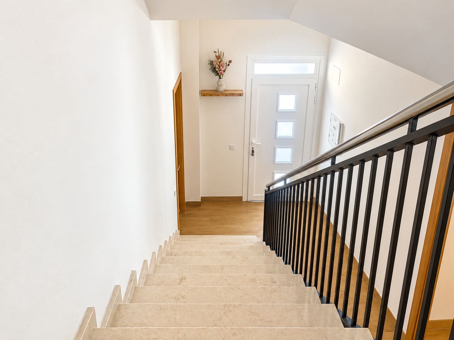 3 slaapkamer Huis te huur in Benidoleig met garage - € 900 (Ref: 10147065)