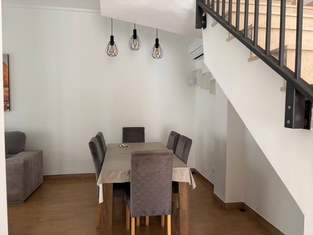 3 slaapkamer Huis te huur in Benidoleig met garage - € 900 (Ref: 10147065)