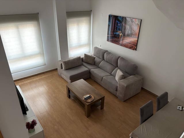 3 slaapkamer Huis te huur in Benidoleig met garage - € 900 (Ref: 10147065)